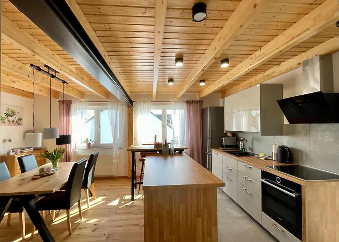 Helles Ruhiges Appartement Im Gruenen